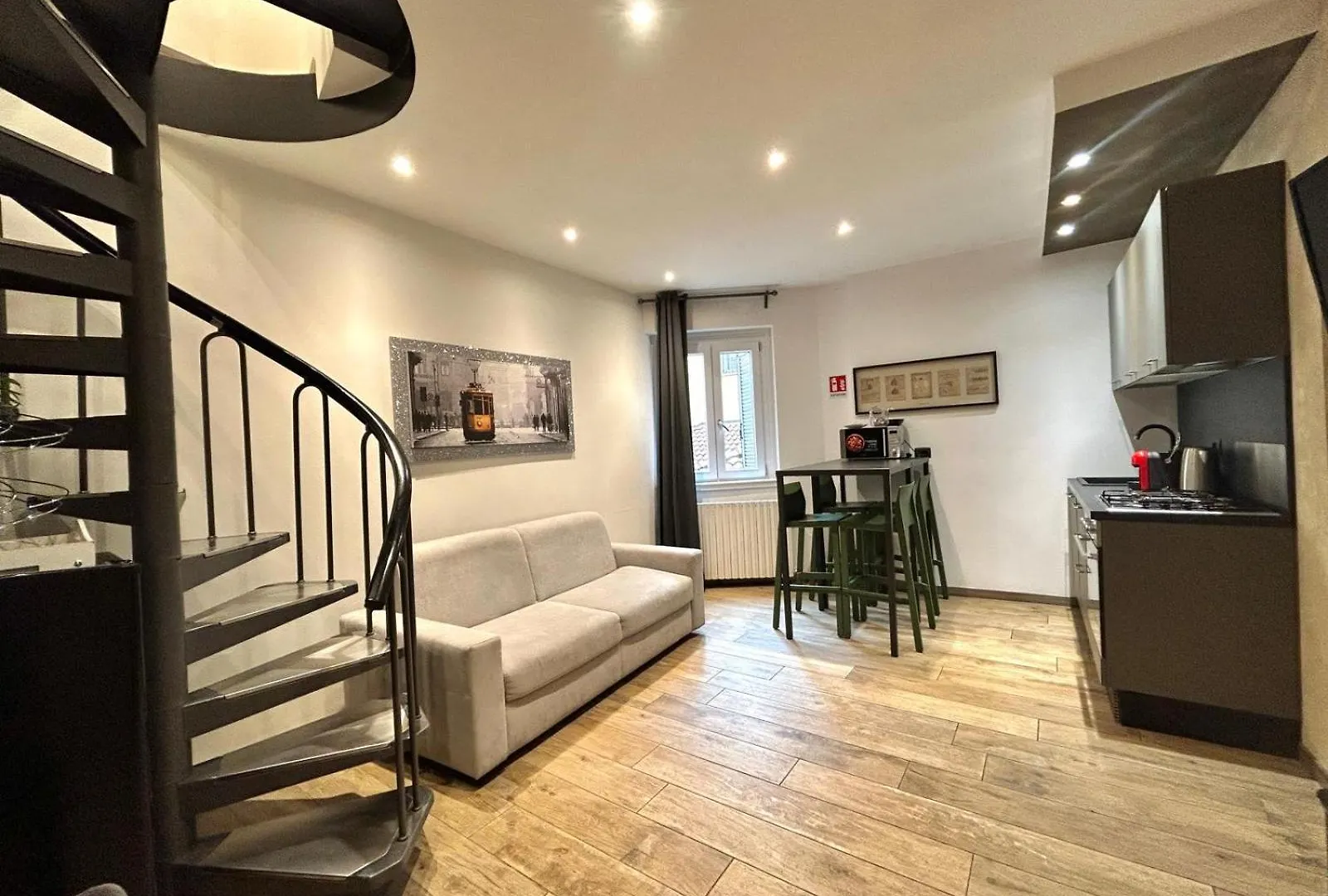 Leonardo Duplex Apartment Milan Italy